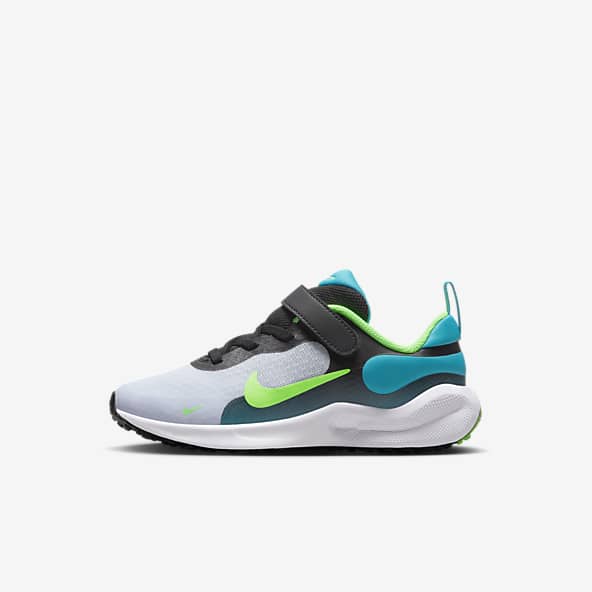 Boys Sale Trainers Shoes. Nike FI